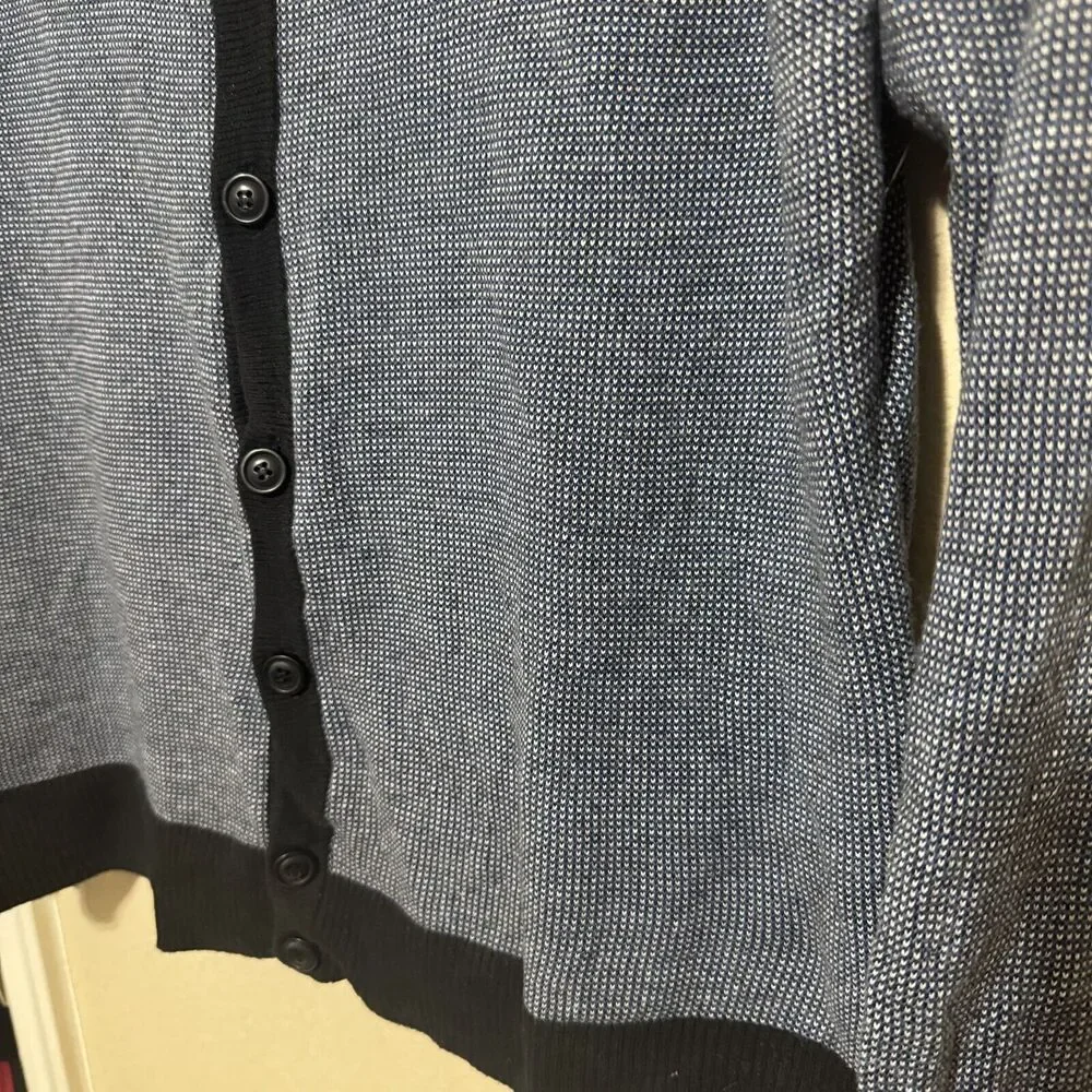 Forever 21 Men Sweater Cardigan Size Large Navy Blue birdseye knit academia